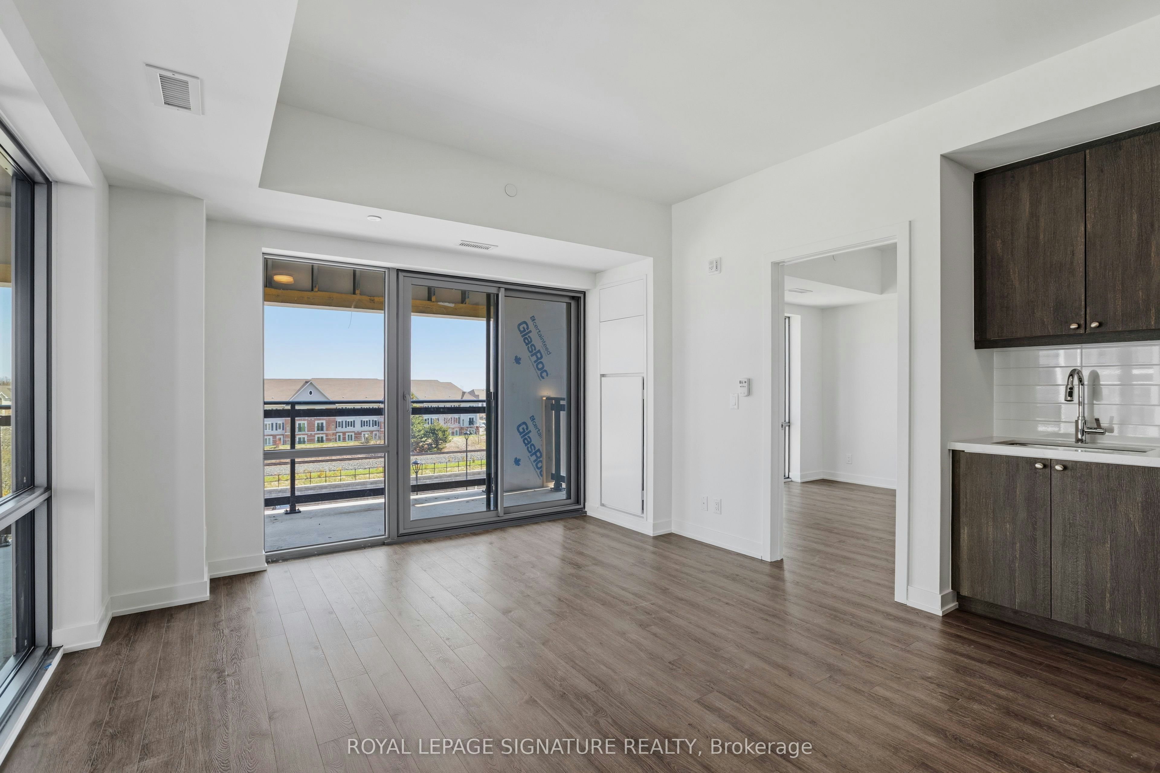 406-51 Clarington Boulevard, Clarington, ON, L1C 0A1 - 10