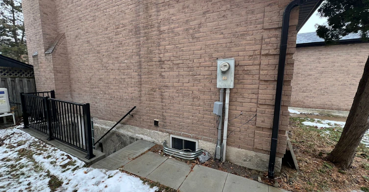 BSMT-570 Springview Drive, Pickering, ON, L1V 4X2 - 2
