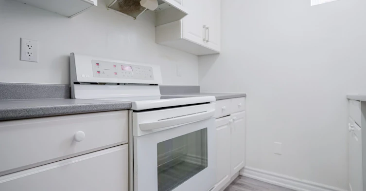 BSMT-570 Springview Drive, Pickering, ON, L1V 4X2 - 12