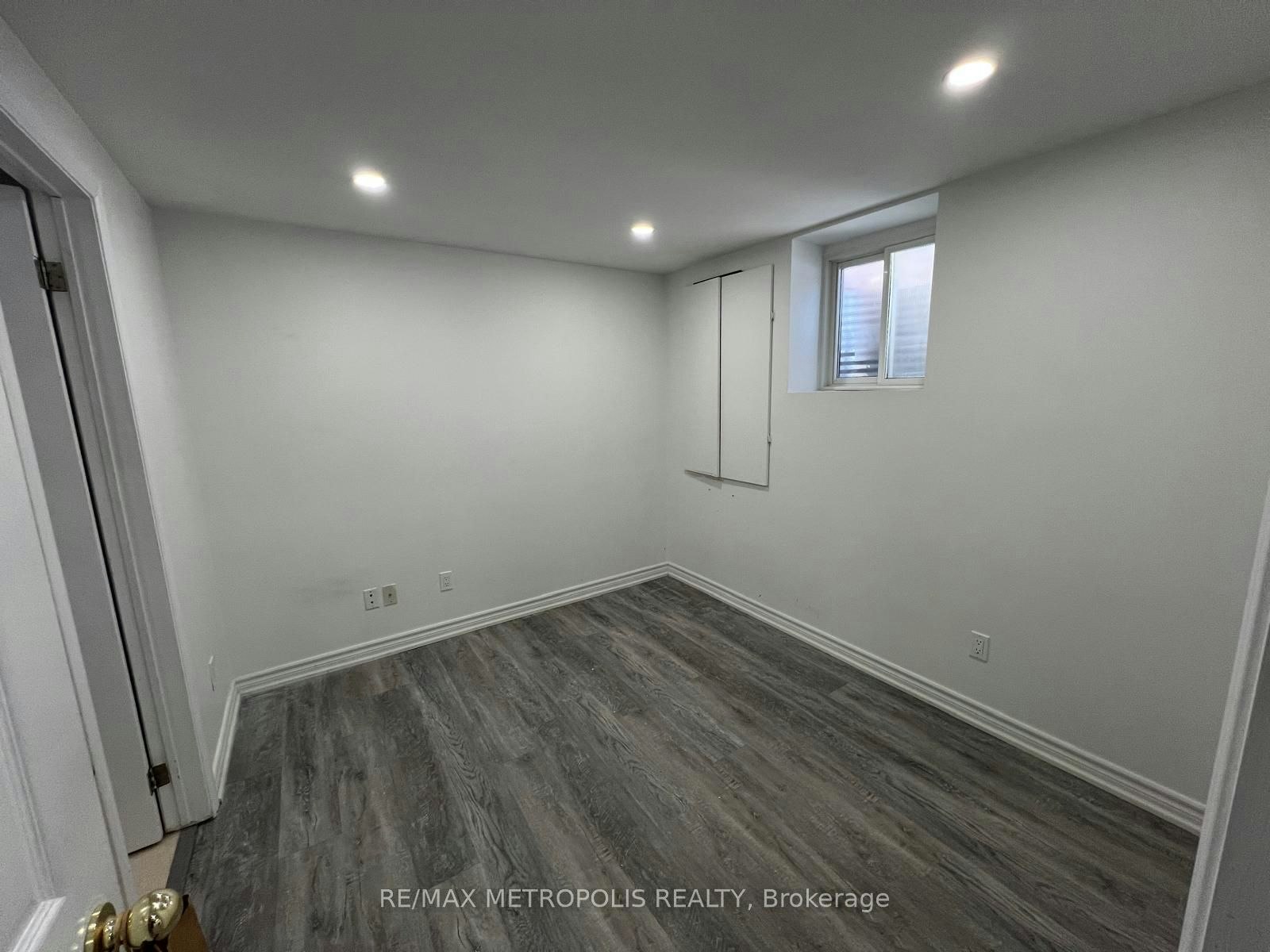 BSMT-570 Springview Drive, Pickering, ON, L1V 4X2 - 5