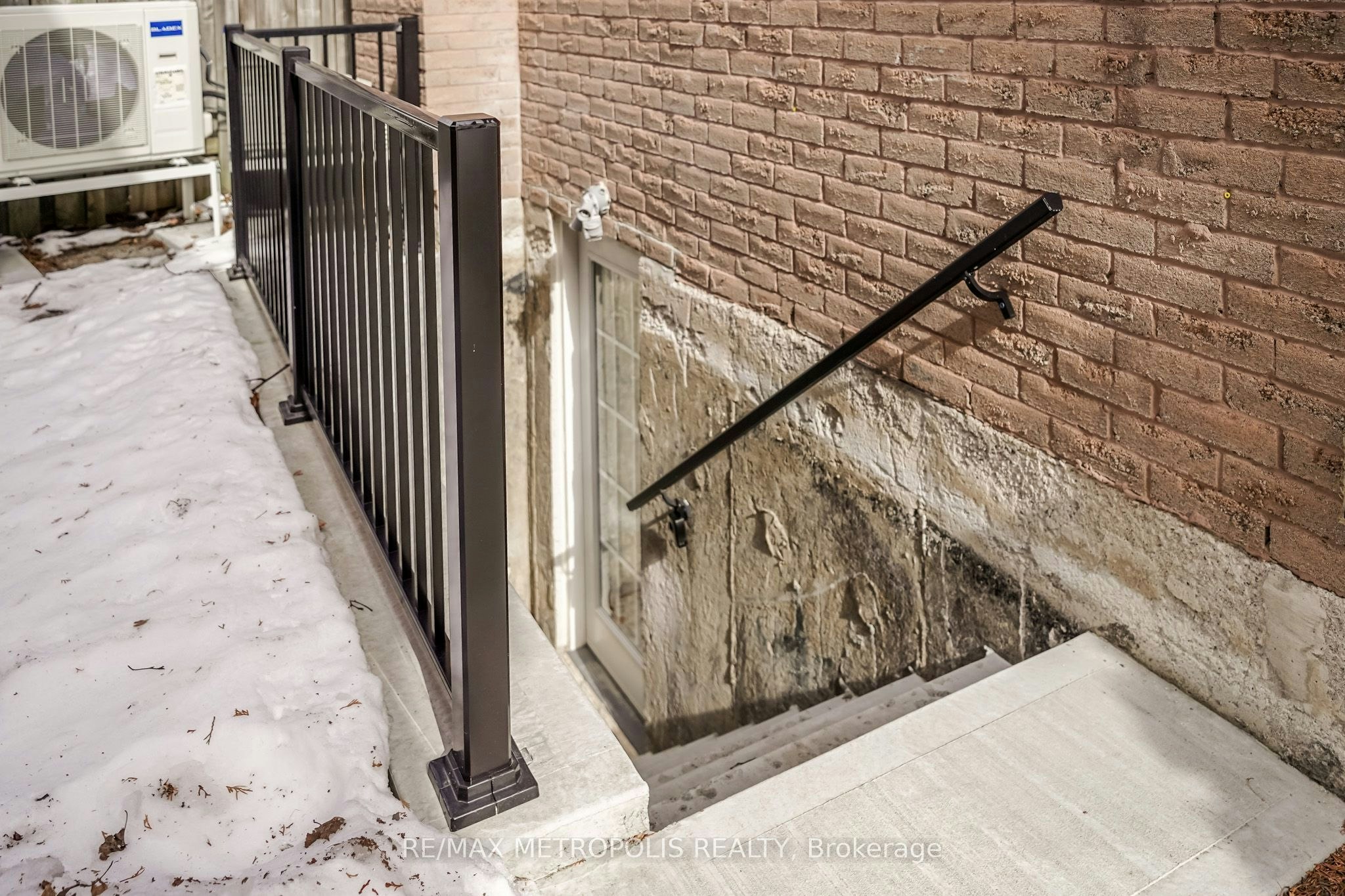 BSMT-570 Springview Drive, Pickering, ON, L1V 4X2 - 3