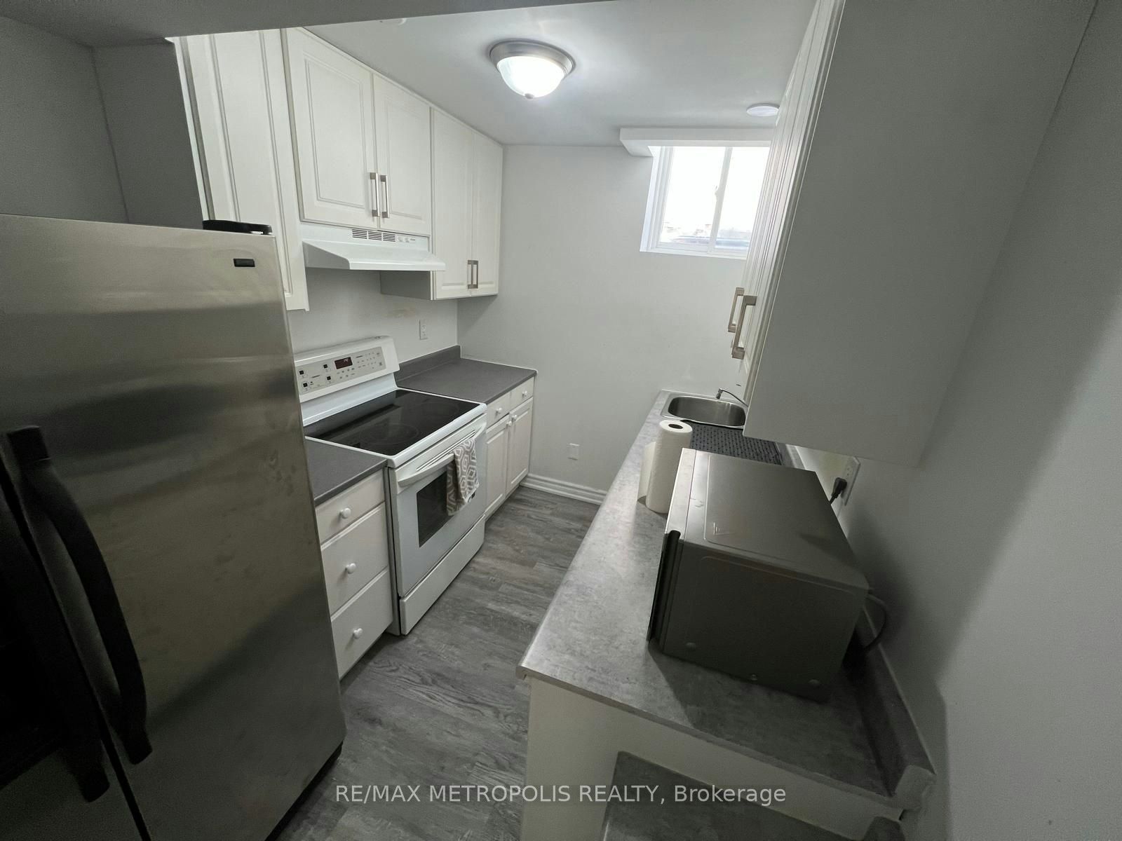 BSMT-570 Springview Drive, Pickering, ON, L1V 4X2 - 9