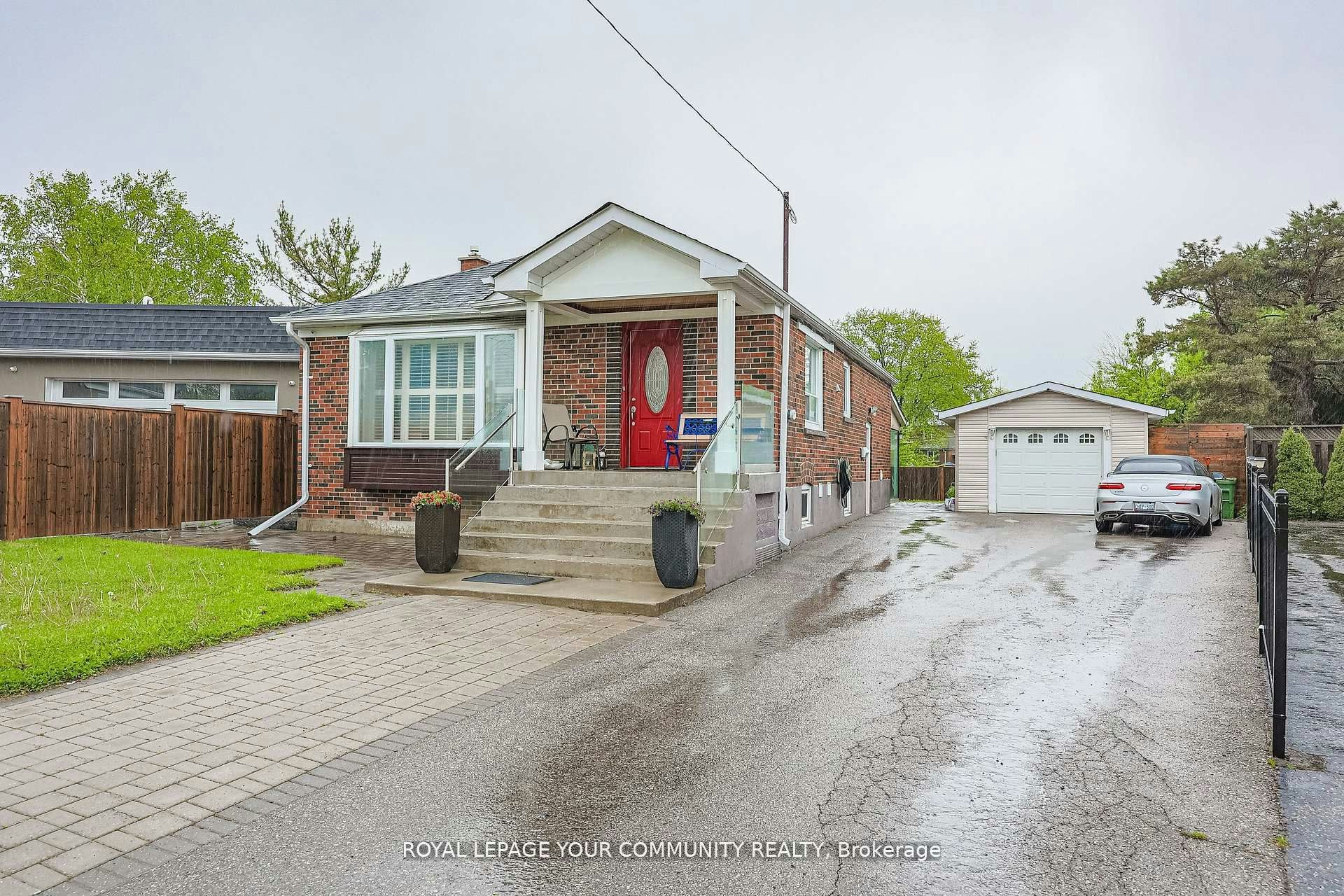 Lower-52 Princeway Drive, Toronto, ON, M1R 2W1