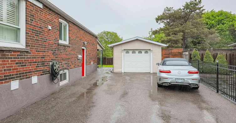 Lower-52 Princeway Drive, Toronto, ON, M1R 2W1 - 17
