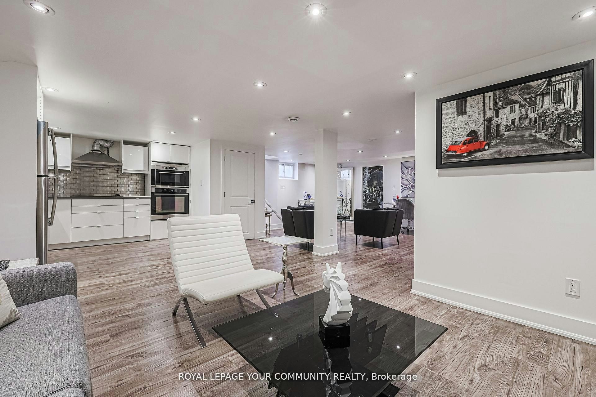 Lower-52 Princeway Drive, Toronto, ON, M1R 2W1 - 9