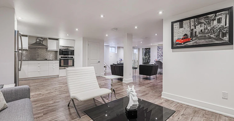 Lower-52 Princeway Drive, Toronto, ON, M1R 2W1 - 9