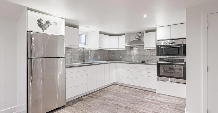 Lower-52 Princeway Drive, Toronto, ON, M1R 2W1 - 10