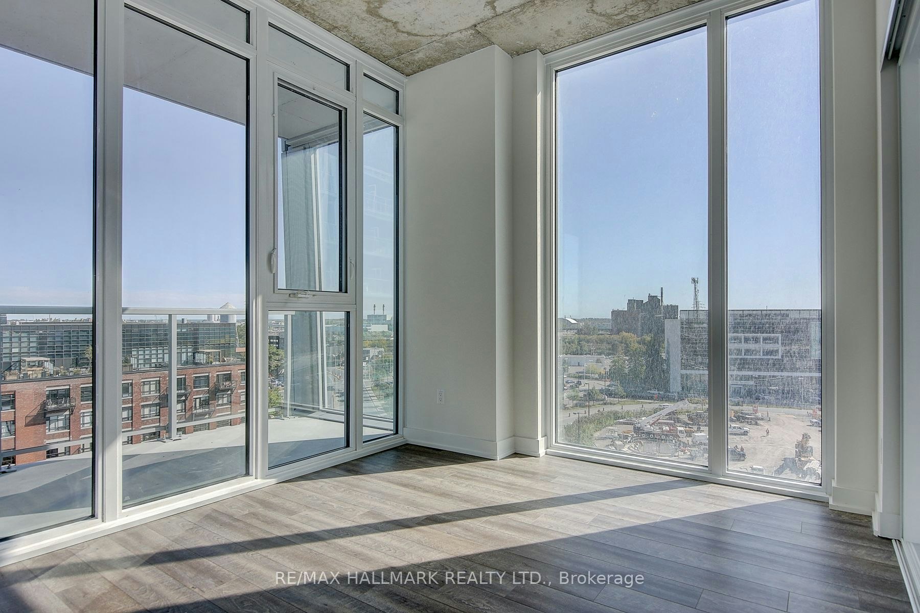 804-15 Baseball Place, Toronto, ON, M4M 0E6 - 16