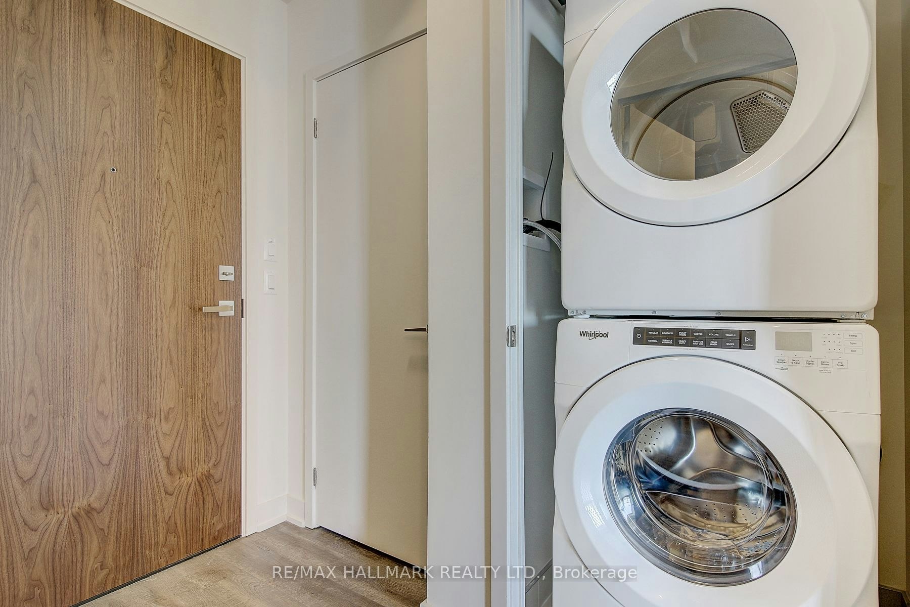 804-15 Baseball Place, Toronto, ON, M4M 0E6 - 15