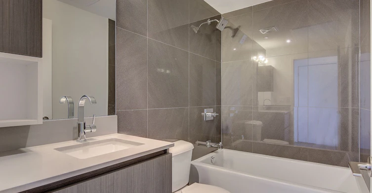 804-15 Baseball Place, Toronto, ON, M4M 0E6 - 12