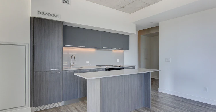 804-15 Baseball Place, Toronto, ON, M4M 0E6 - 5