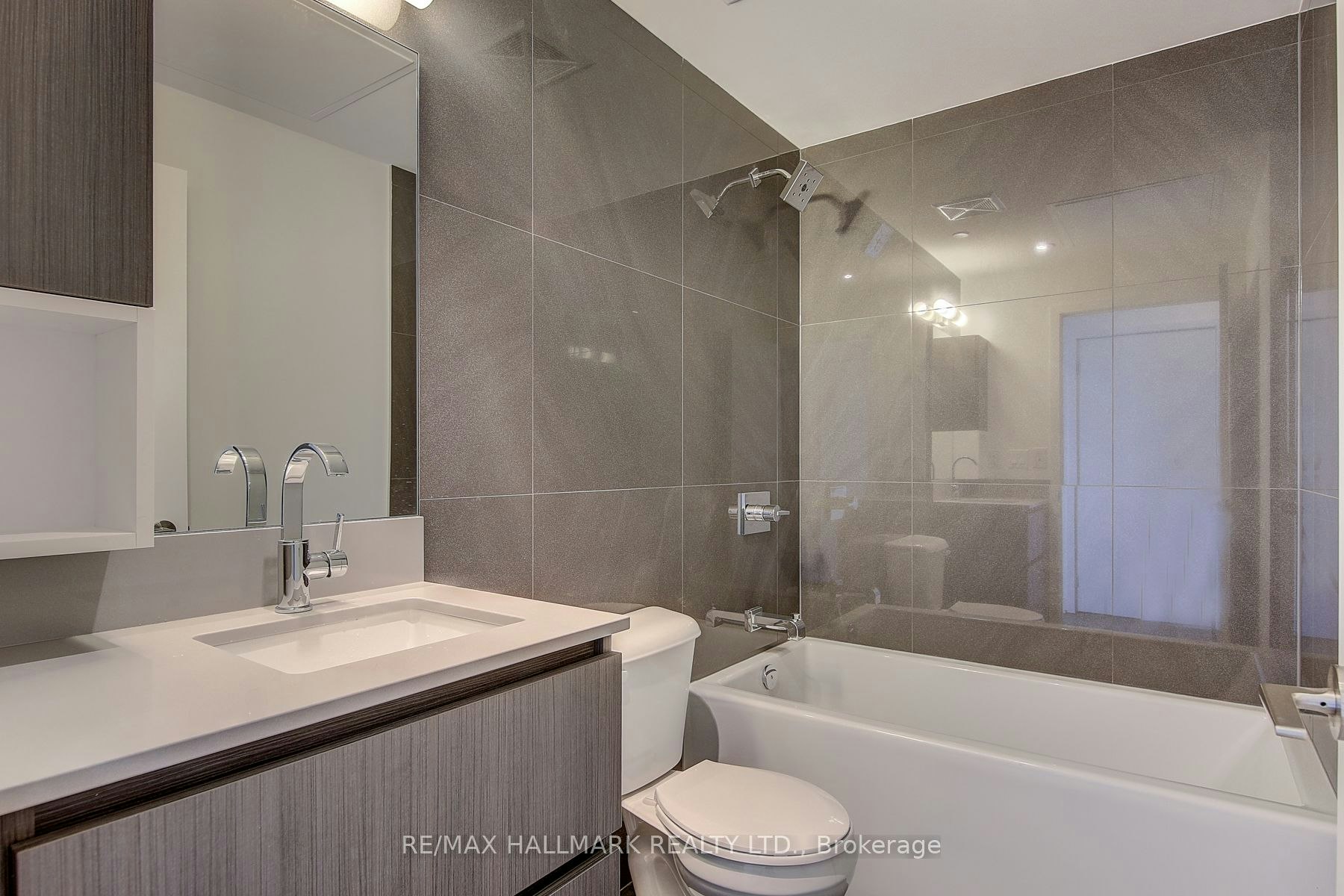 804-15 Baseball Place, Toronto, ON, M4M 0E6 - 44