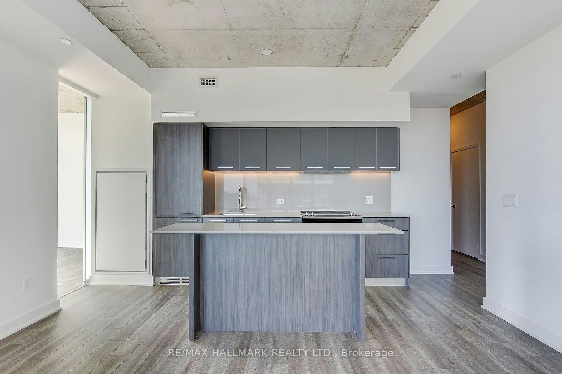 804-15 Baseball Place, Toronto, ON, M4M 0E6 - 35