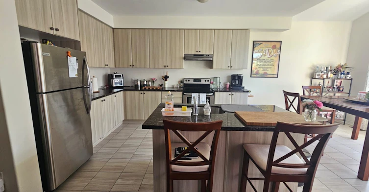219 Northglen Boulevard, Clarington, ON, L1C 0T9 - 5