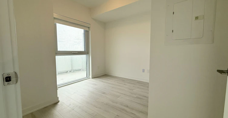 1605-1010 Sandy Beach Road, Pickering, ON, L1W 3V9 - 8