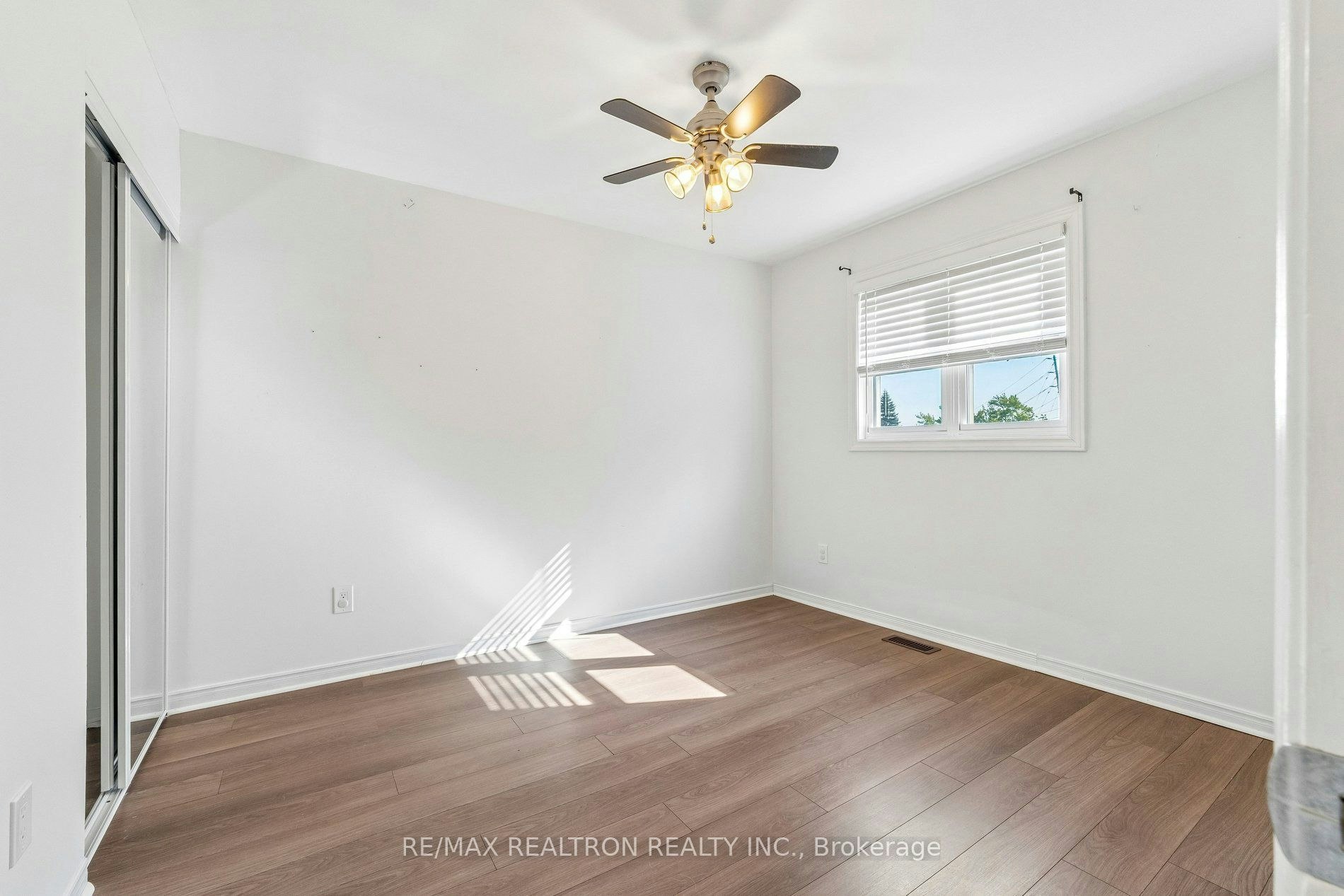 409 Cobblehill Drive, Oshawa, ON, L1K 1Y6 - 24