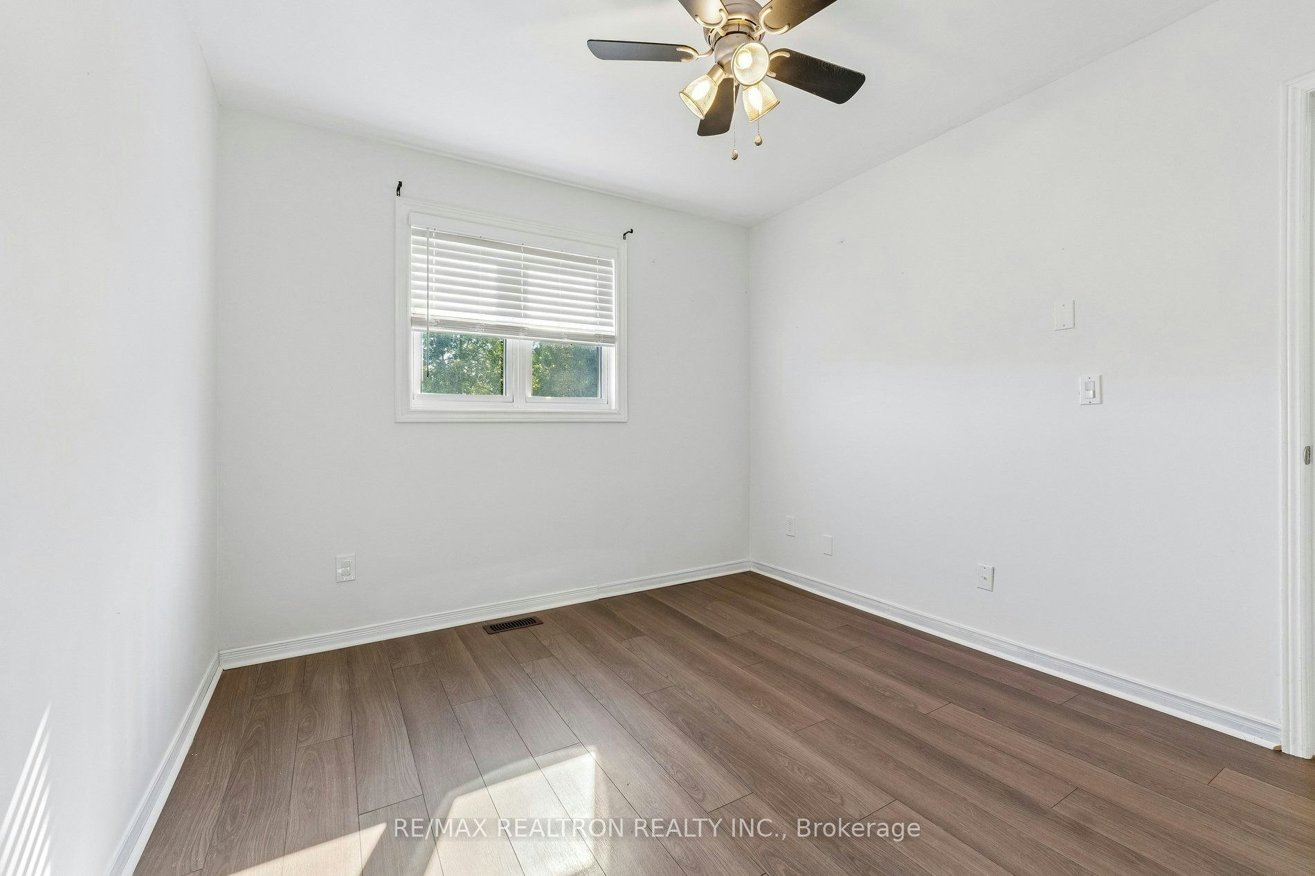 409 Cobblehill Drive, Oshawa, ON, L1K 1Y6 - 25