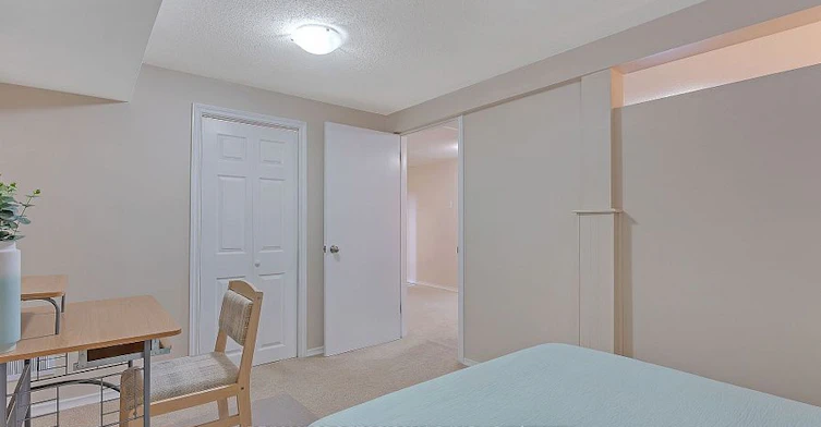 Lower-124 Panter Crescent, Ajax, ON, L1S 3T2 - 17