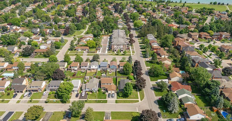 Lower-124 Panter Crescent, Ajax, ON, L1S 3T2 - 25