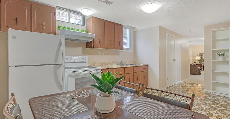 Lower-124 Panter Crescent, Ajax, ON, L1S 3T2 - 8
