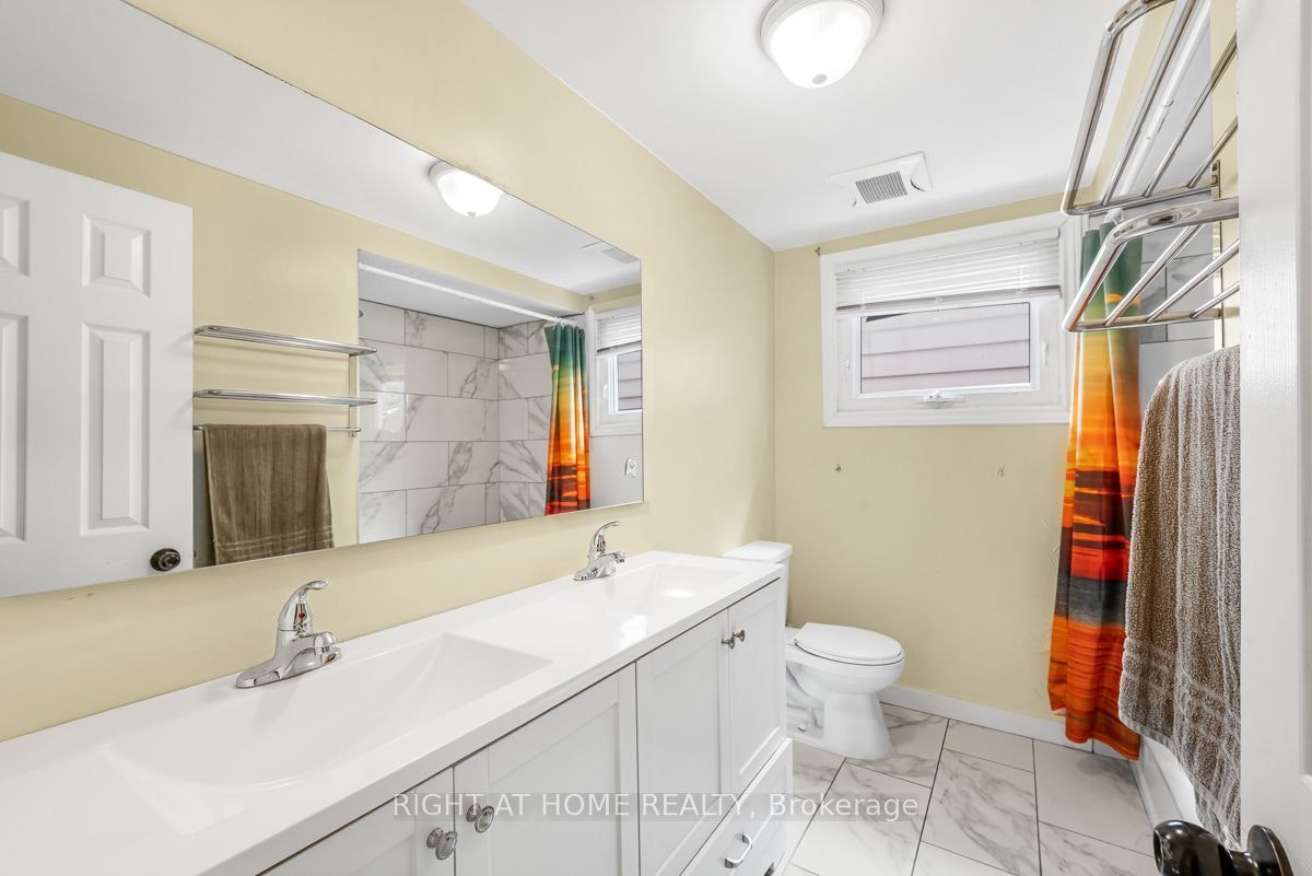 1361 Brands Court, Pickering, ON, L1V 2T2 - 28
