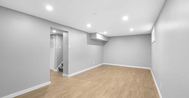 1361 Brands Court, Pickering, ON, L1V 2T2 - 32