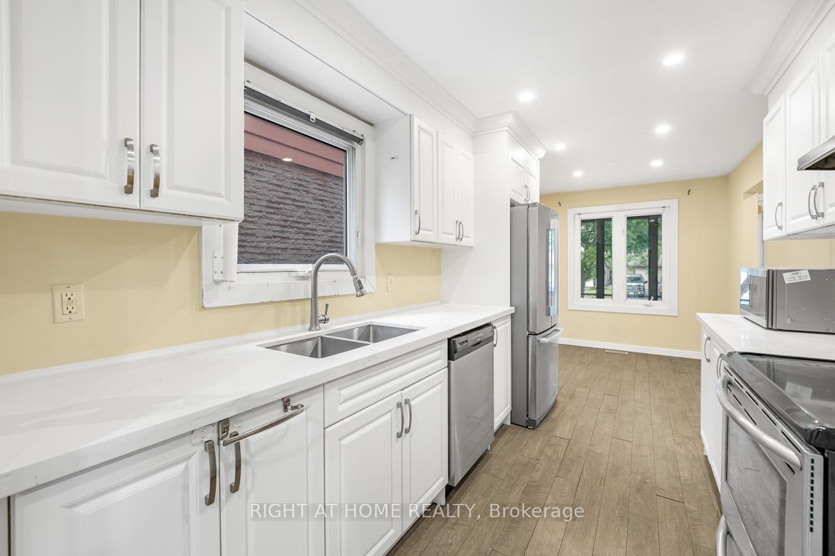 1361 Brands Court, Pickering, ON, L1V 2T2 - 8