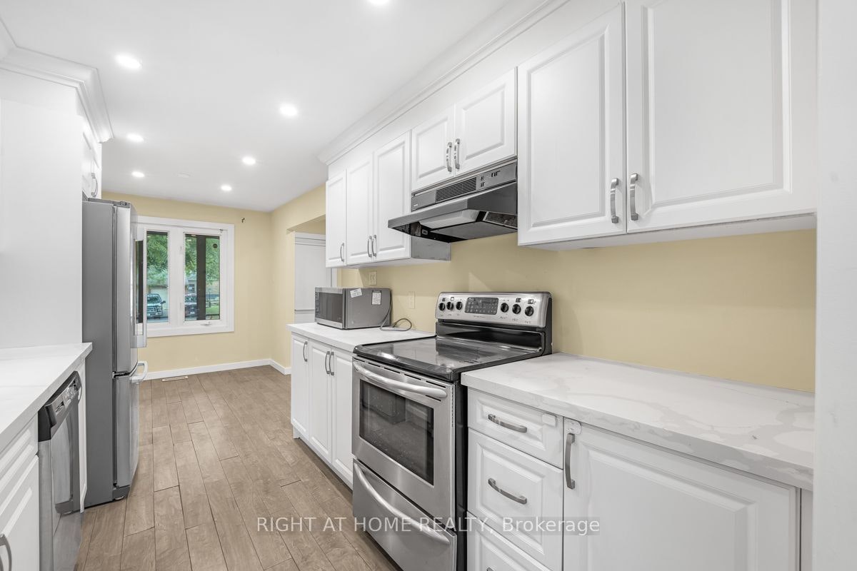 1361 Brands Court, Pickering, ON, L1V 2T2 - 7