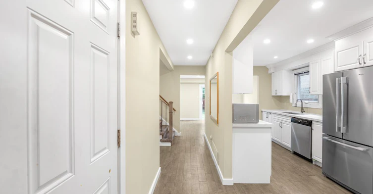 1361 Brands Court, Pickering, ON, L1V 2T2 - 4
