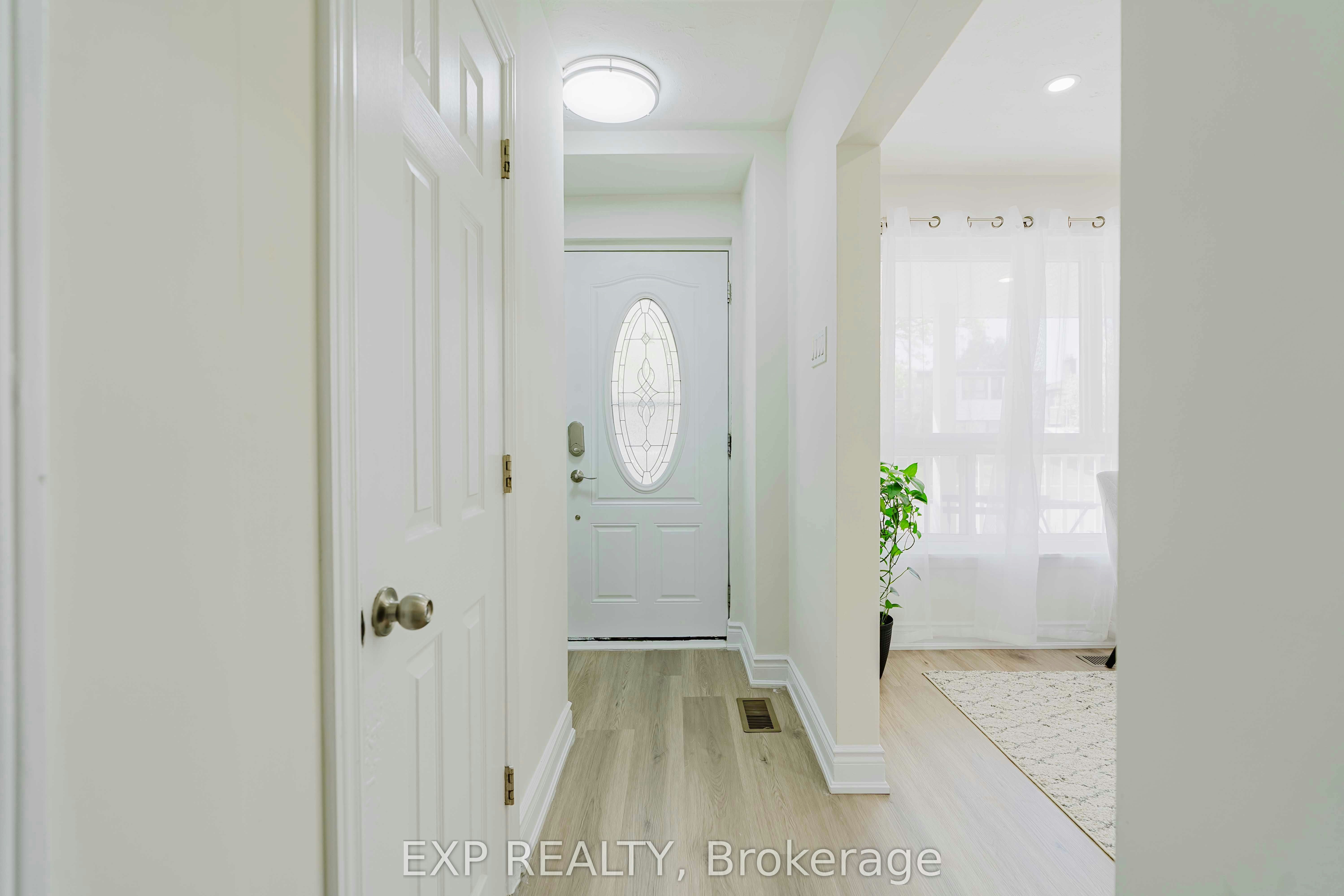 78 Woodfern Drive, Toronto, ON, M1K 2L5 - 7
