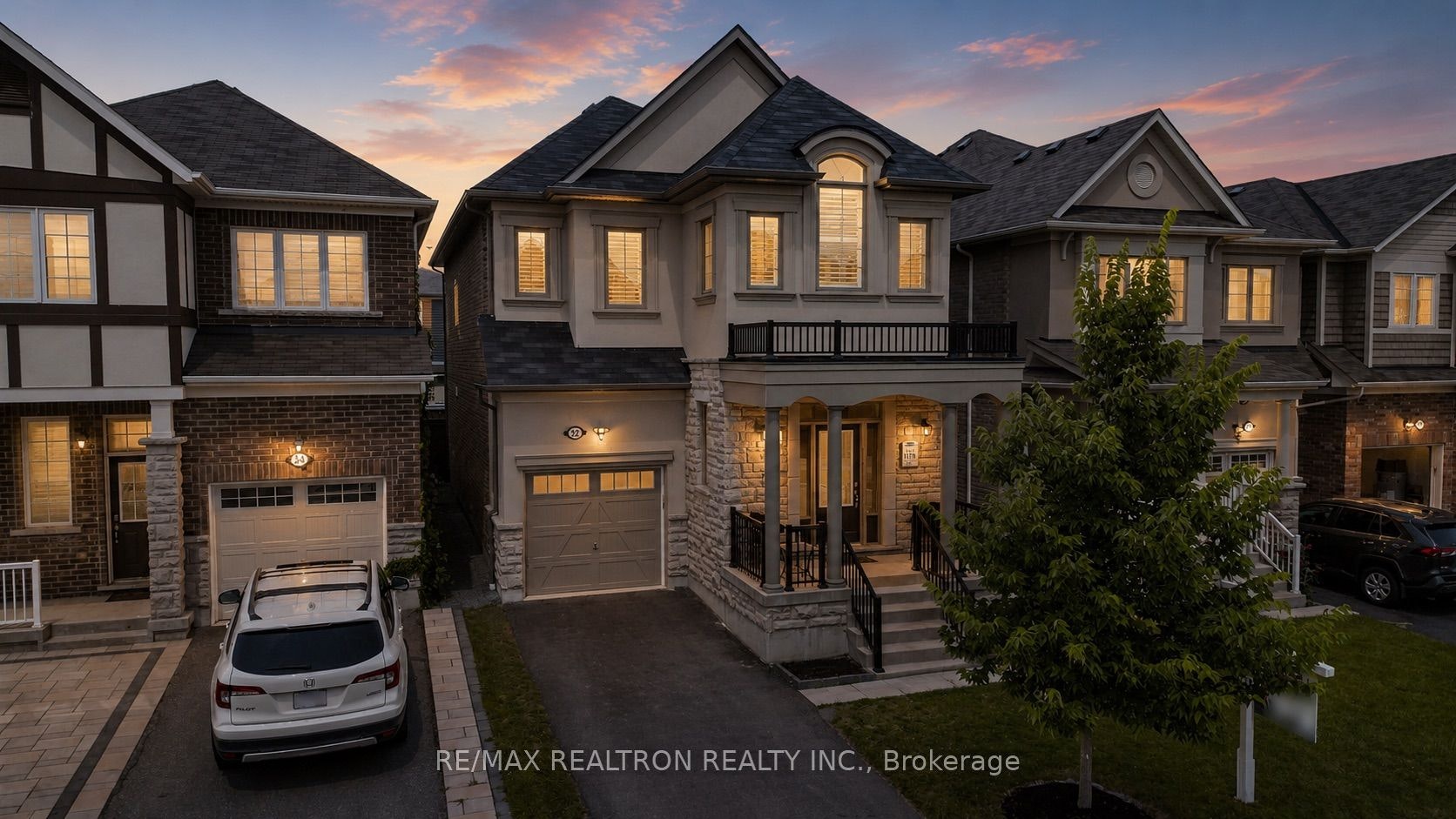 22 Kilmarnock Crescent, Whitby, ON, L1P 0E8