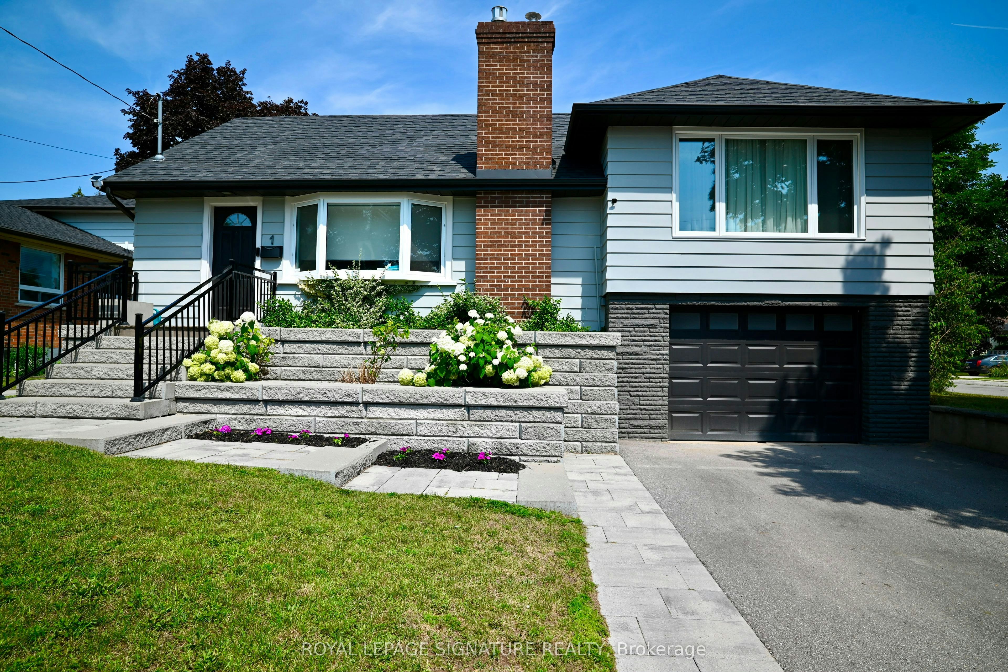 1 Westcroft Drive, Toronto, ON, M1E 3A2