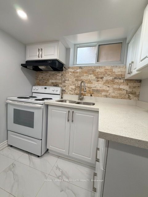 Bsmt-869 Marinet Crescent, Pickering, ON, L1W 2M2 - 10