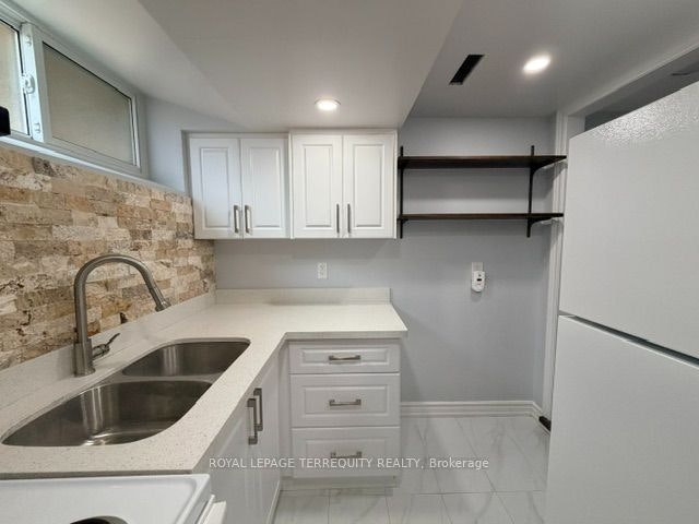 Bsmt-869 Marinet Crescent, Pickering, ON, L1W 2M2 - 12