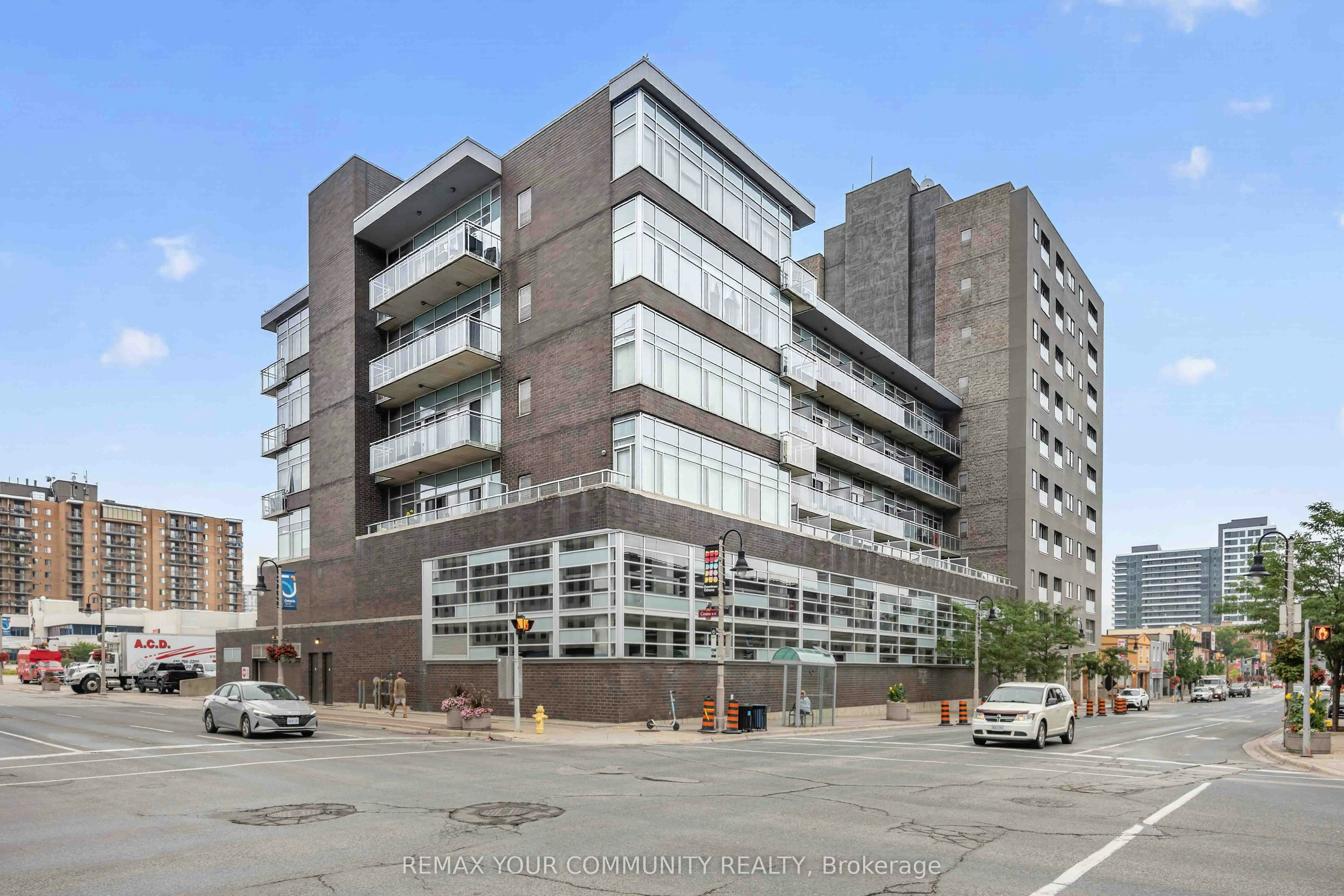 101-44 Bond Street W, Oshawa, ON, L1G 6R2