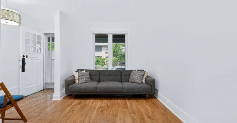 37 Strathcona Avenue, Toronto, ON, M4K 1K6 - 5