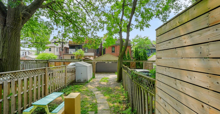 37 Strathcona Avenue, Toronto, ON, M4K 1K6 - 12