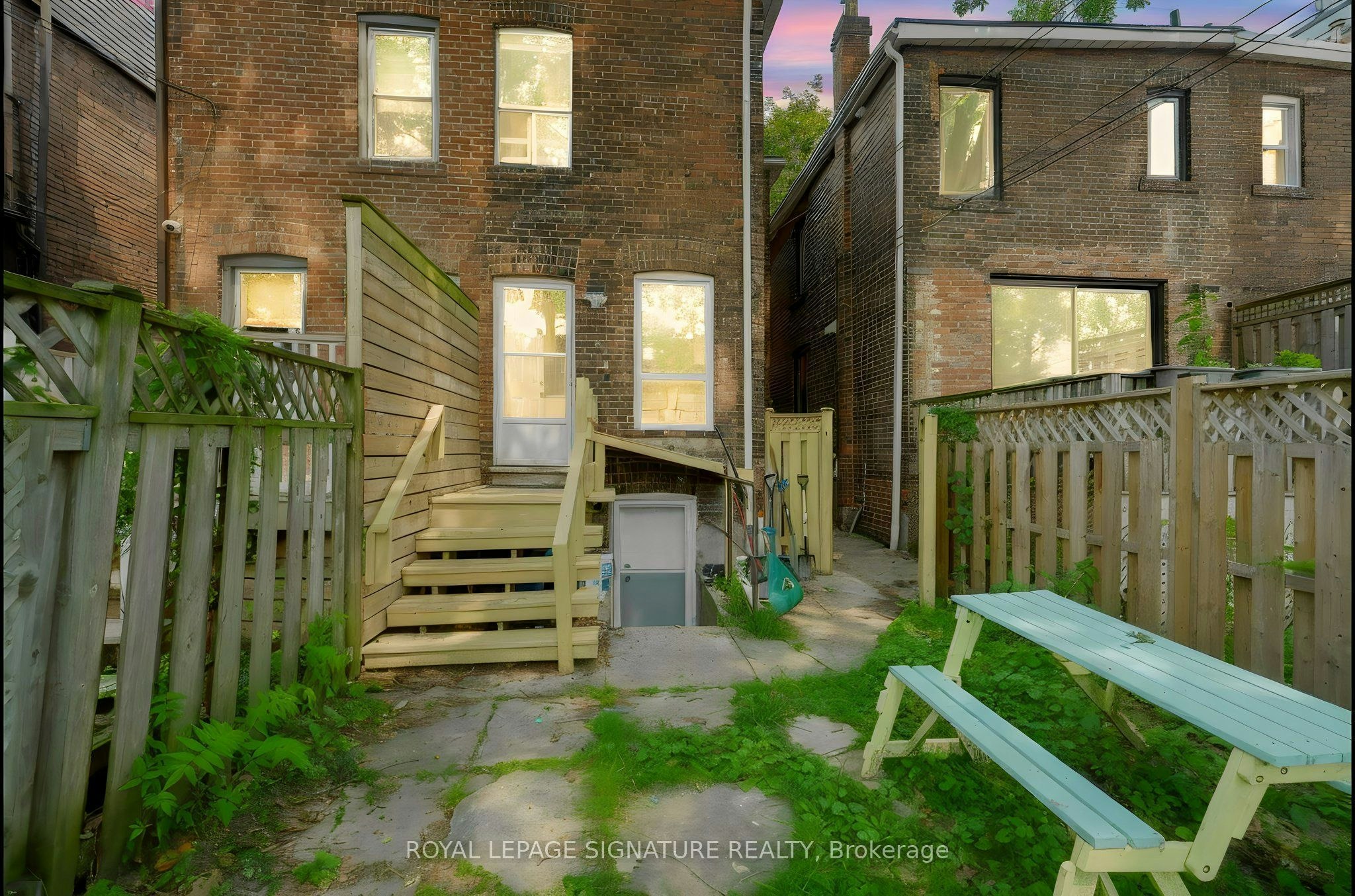 37 Strathcona Avenue, Toronto, ON, M4K 1K6 - 13