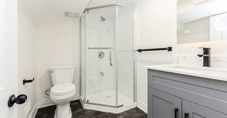 377 Adelaide Avenue W, Oshawa, ON, L1J 2R7 - 26