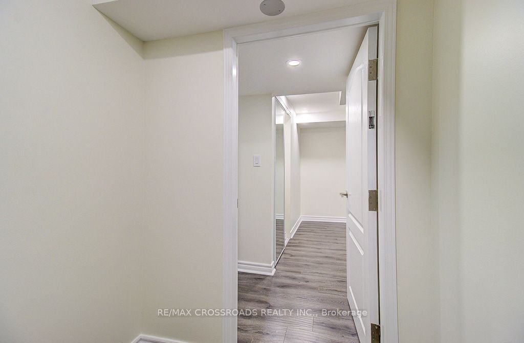 55 Gondola Crescent, Toronto, ON, M1G 2J2 - 4