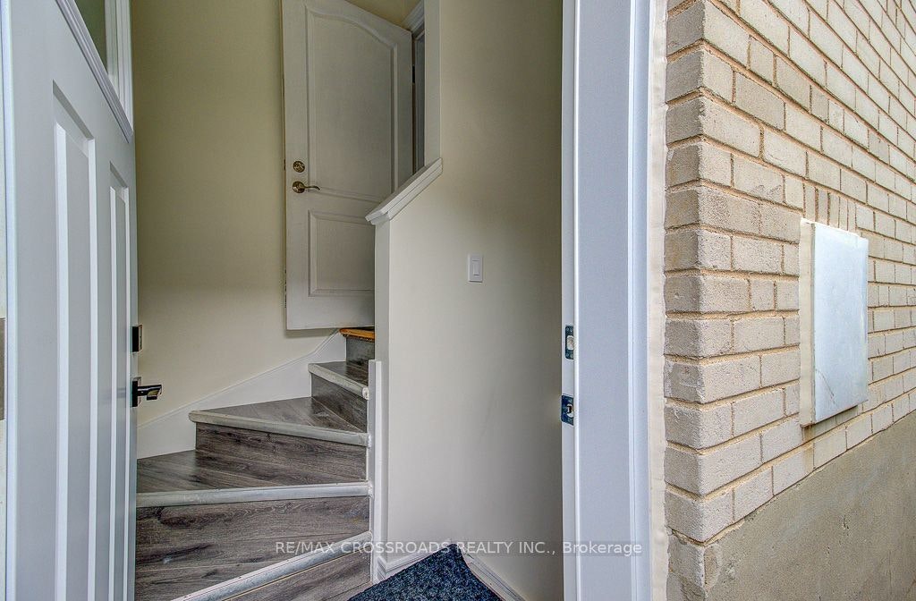 55 Gondola Crescent, Toronto, ON, M1G 2J2 - 3