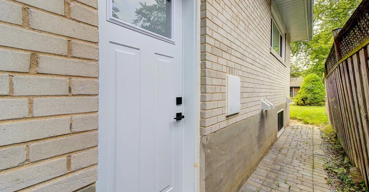 55 Gondola Crescent, Toronto, ON, M1G 2J2 - 2