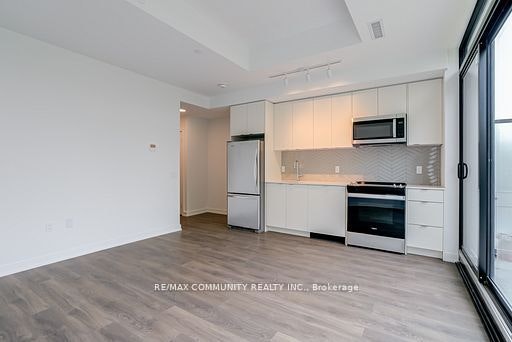 190-1608 Charles Street, Whitby, ON, L1N 1B9 - 11