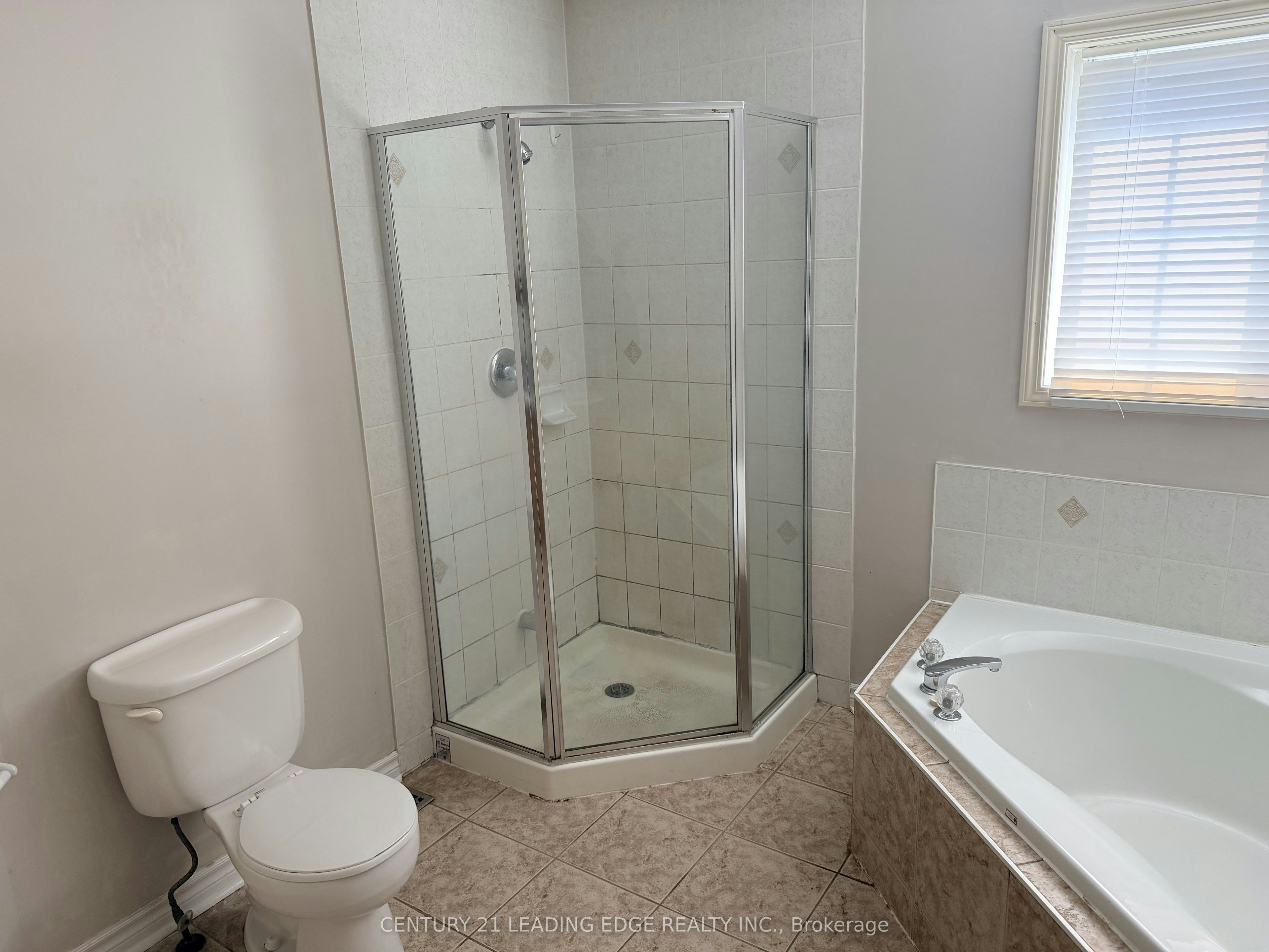 1553 Avonmore Square, Pickering, ON, L1V 7H5 - 22