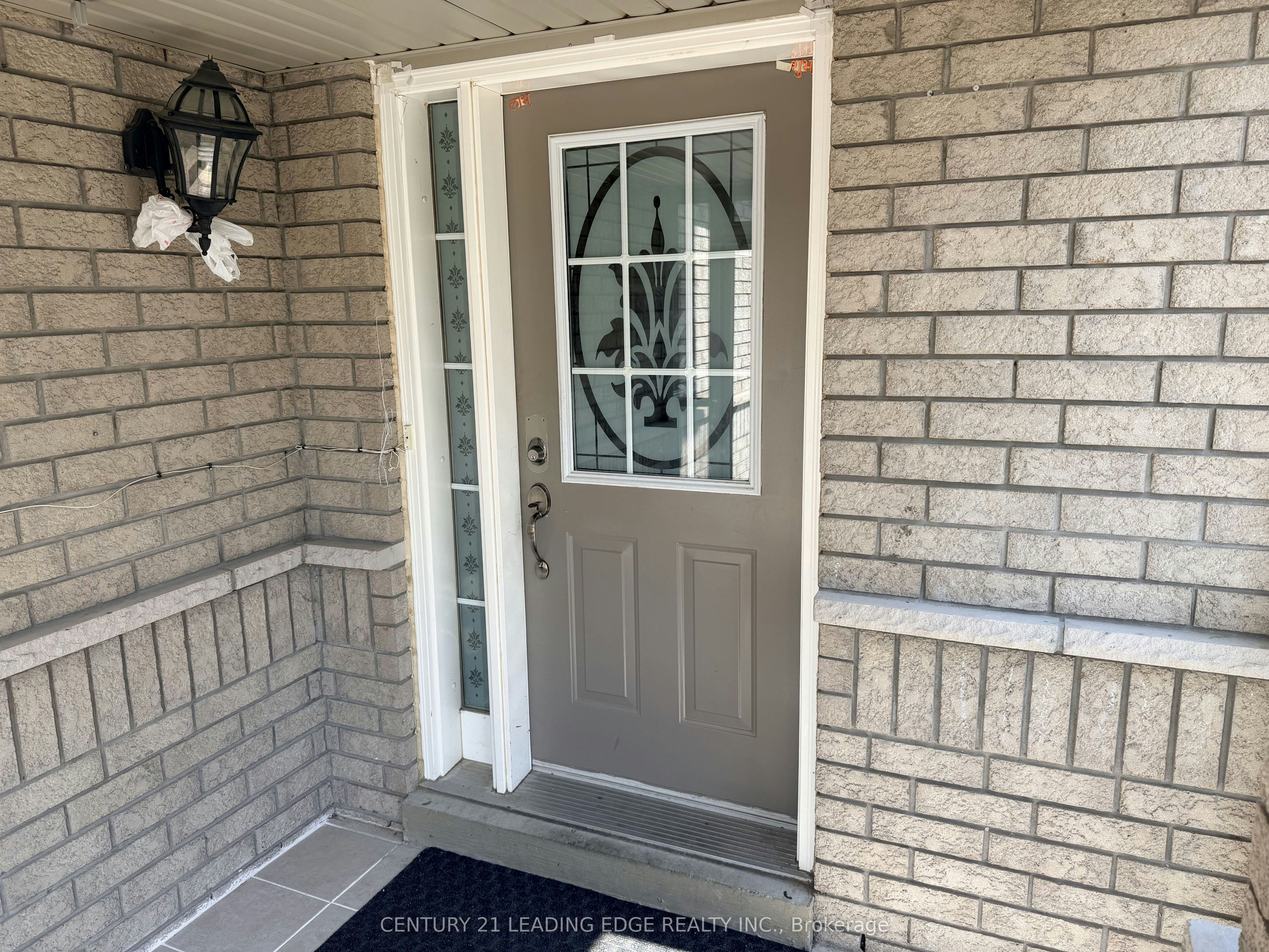 1553 Avonmore Square, Pickering, ON, L1V 7H5 - 4