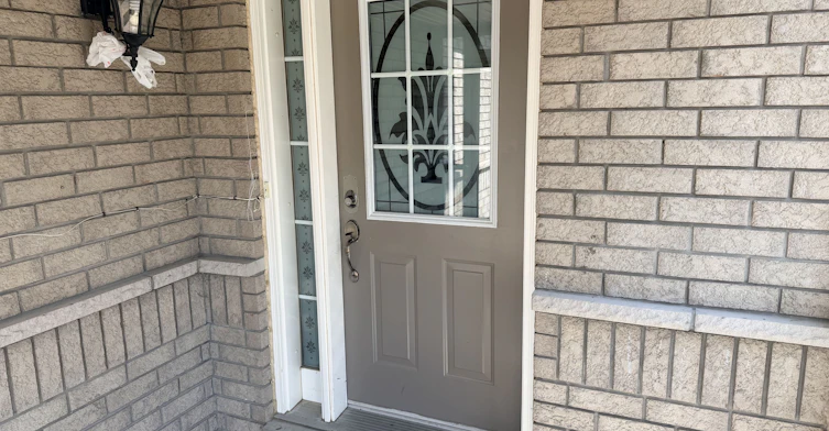 1553 Avonmore Square, Pickering, ON, L1V 7H5 - 4