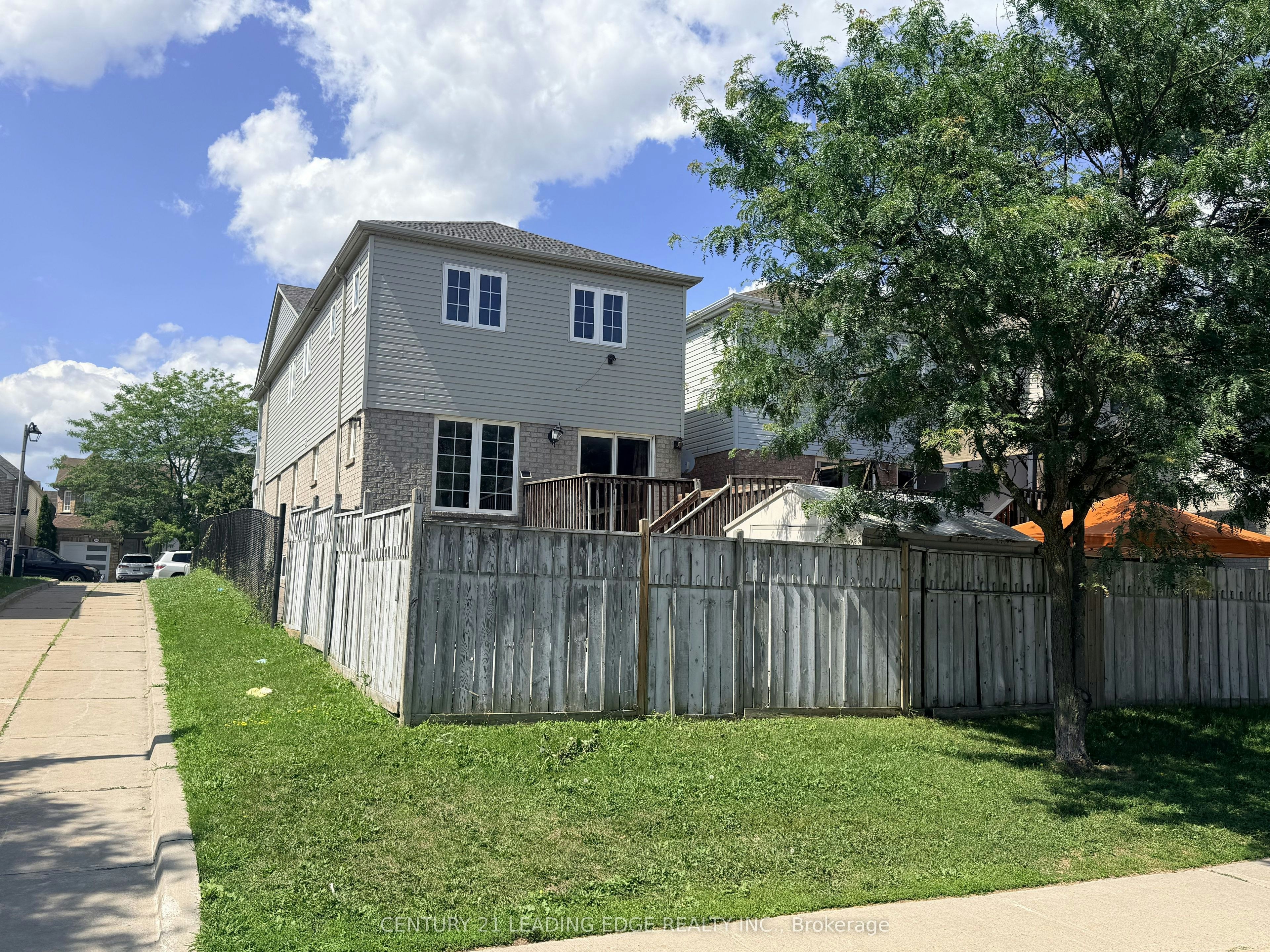 1553 Avonmore Square, Pickering, ON, L1V 7H5 - 34