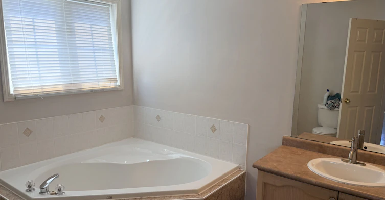 1553 Avonmore Square, Pickering, ON, L1V 7H5 - 24
