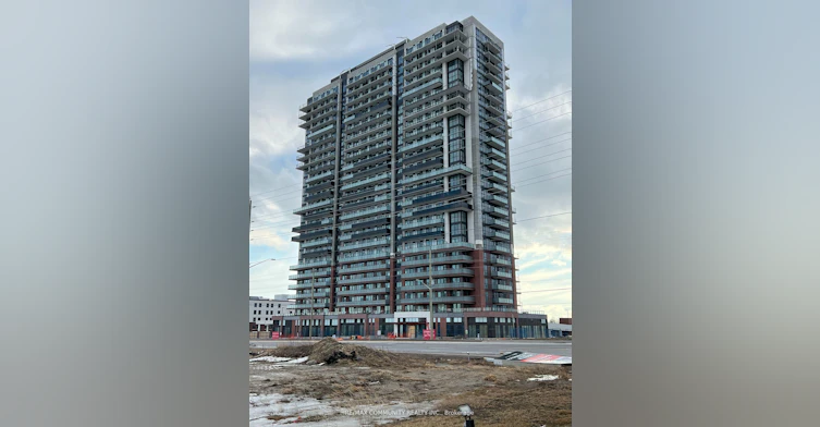 903-2550 Simcoe Street N, Oshawa, ON, L1L 0R5
