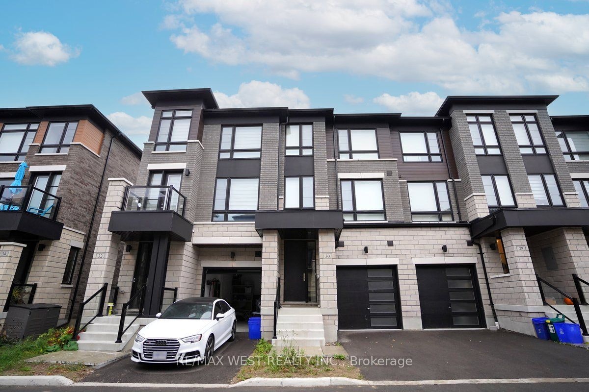 30 Lake Trail Way, Whitby, ON, L1M 0E5